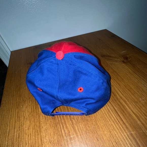 Detroit Pistons, OS - Picture 8 of 13